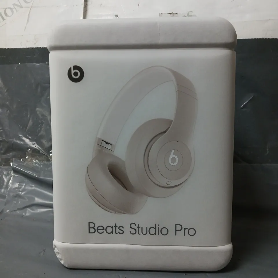 SEALED BEATS STUDIO PRO WIRELESS HEADPHONES