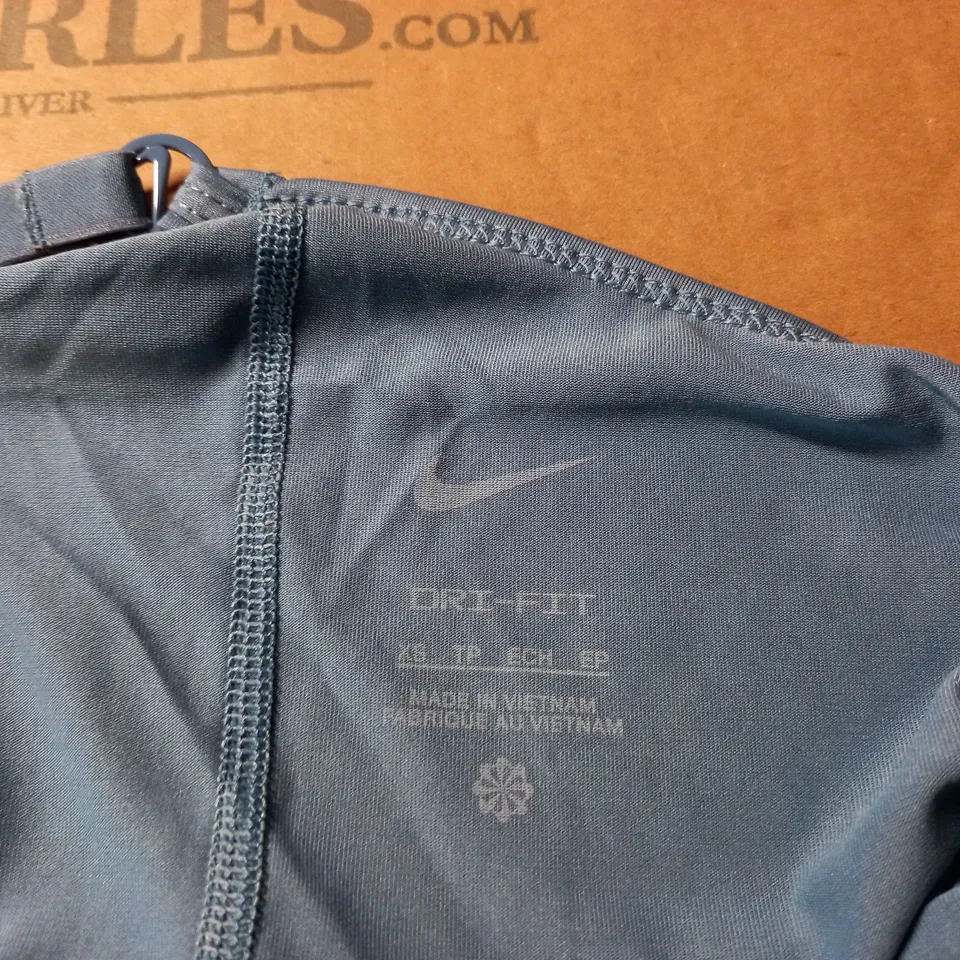 NIKE DRI-FIT WORKOUT VEST - SIZE XS