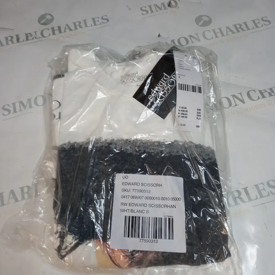 URBAN OUTFITTERS EDWARD SISSORHANDS T-SHIRT SIZE S
