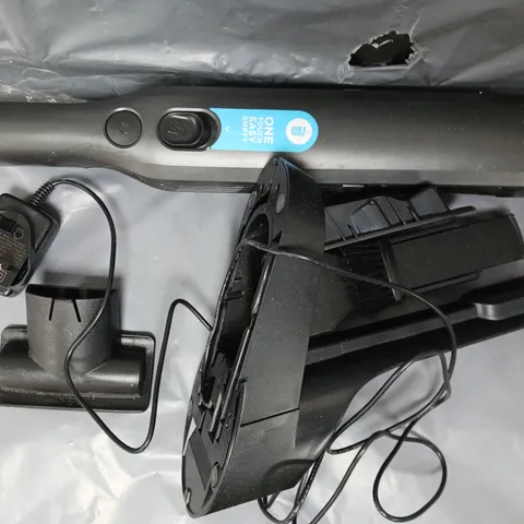 SHARK CORDLESS HANDHELD VACUUM CLEANER