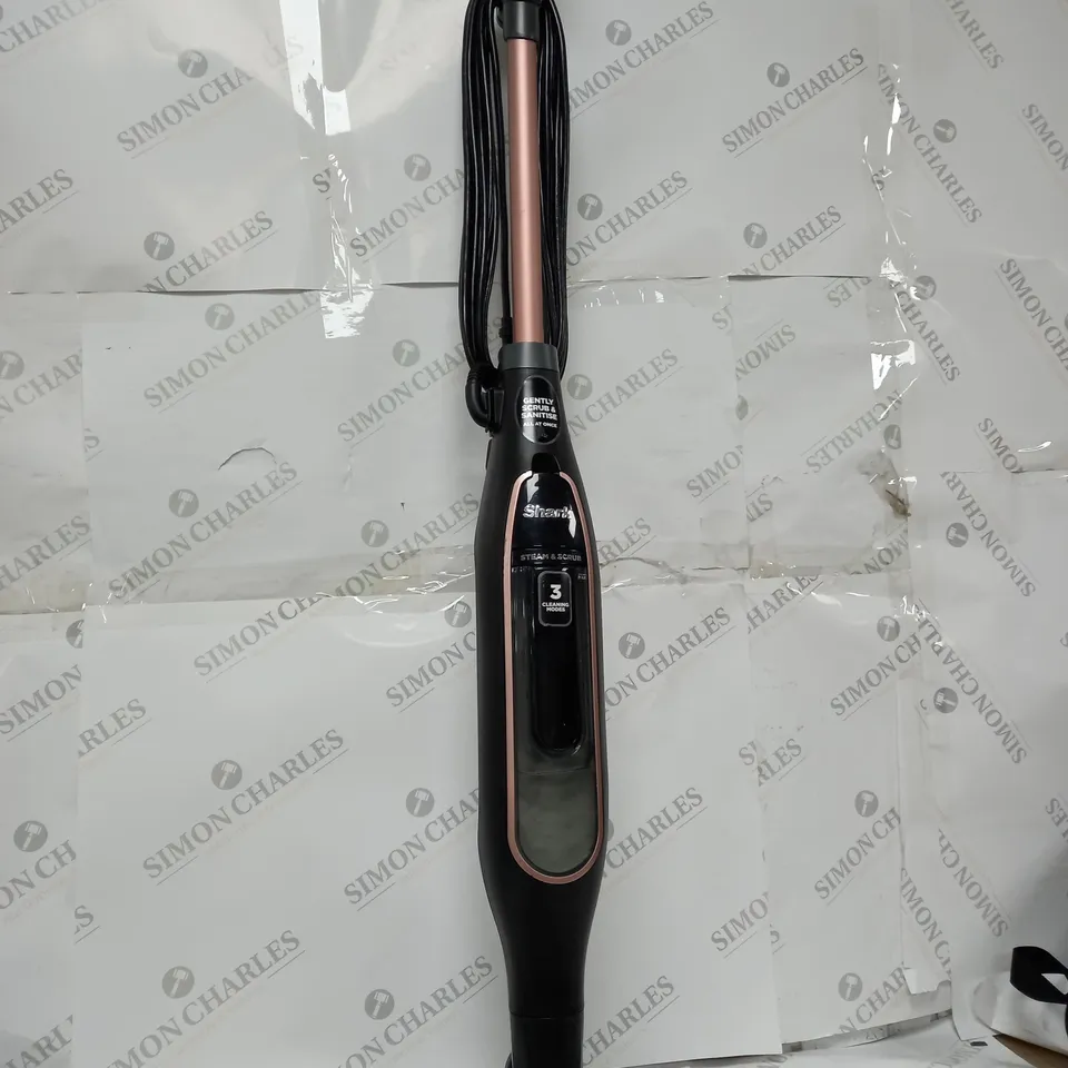 BOXED SHARK STEAM SCRUBBER WITH STEAM BLAST S7201