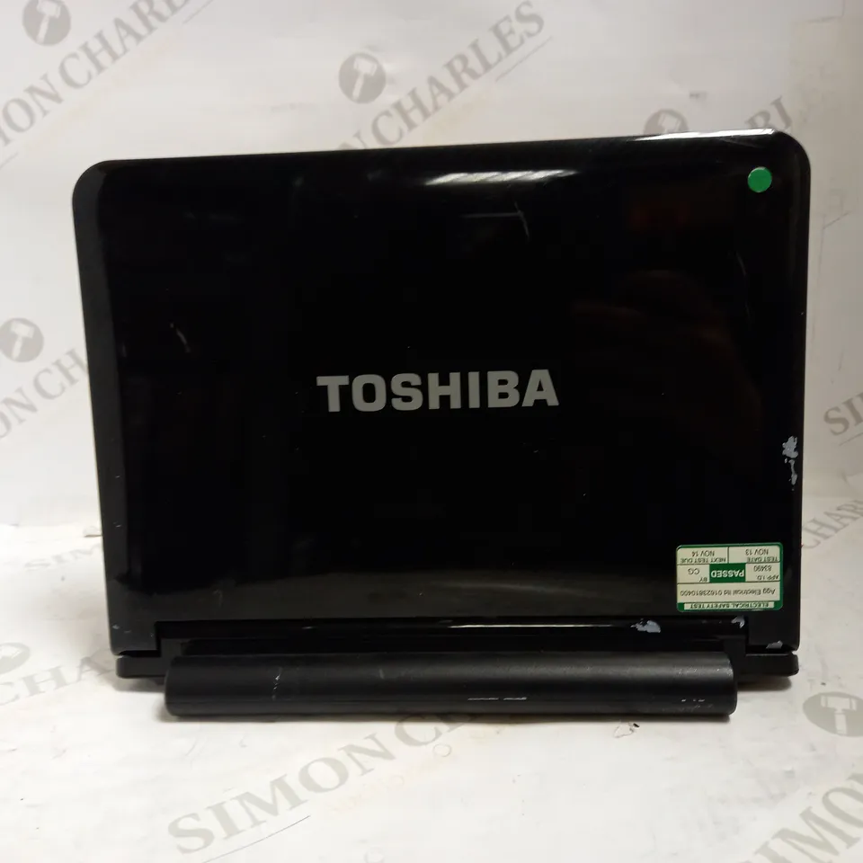 TOSHIBA NB200-11L 10" LAPTOP