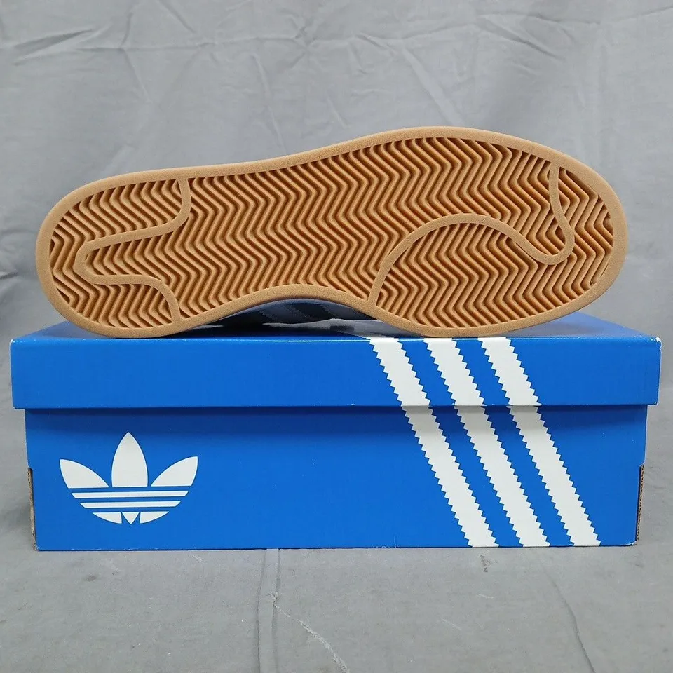 BOXED PAIR OF ADIDAS CAMPUS 00S SHOES IN LIGHT BLUE/WHITE SIZE 11