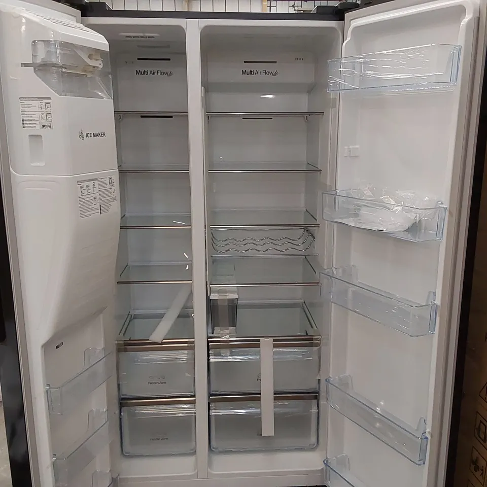 HISENSE RS694N4TBE FREESTANDING AMERICAN SIDE - BY - SIDE DOOR AMERICAN FRIDGE FREEZER 562L, BLACK, WITH NON-PLUMBED WATER AND ICE DISPENSER, BLACK, 91 × 178.65 × 68.9 CM (W×H×D) [ENERGY CLASS E]