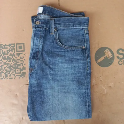 LEVI 501 JEANS IN BLUE SIZE 34/34