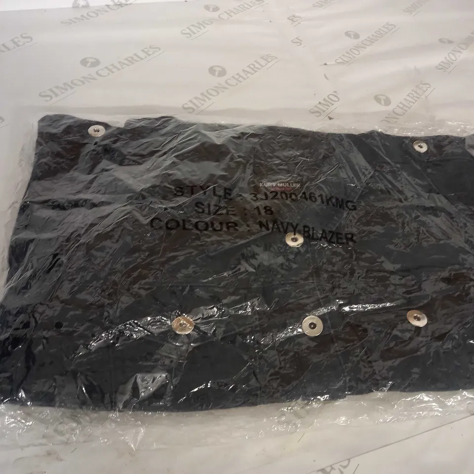 KURT MULLER DENIM JACKET SIZE 18