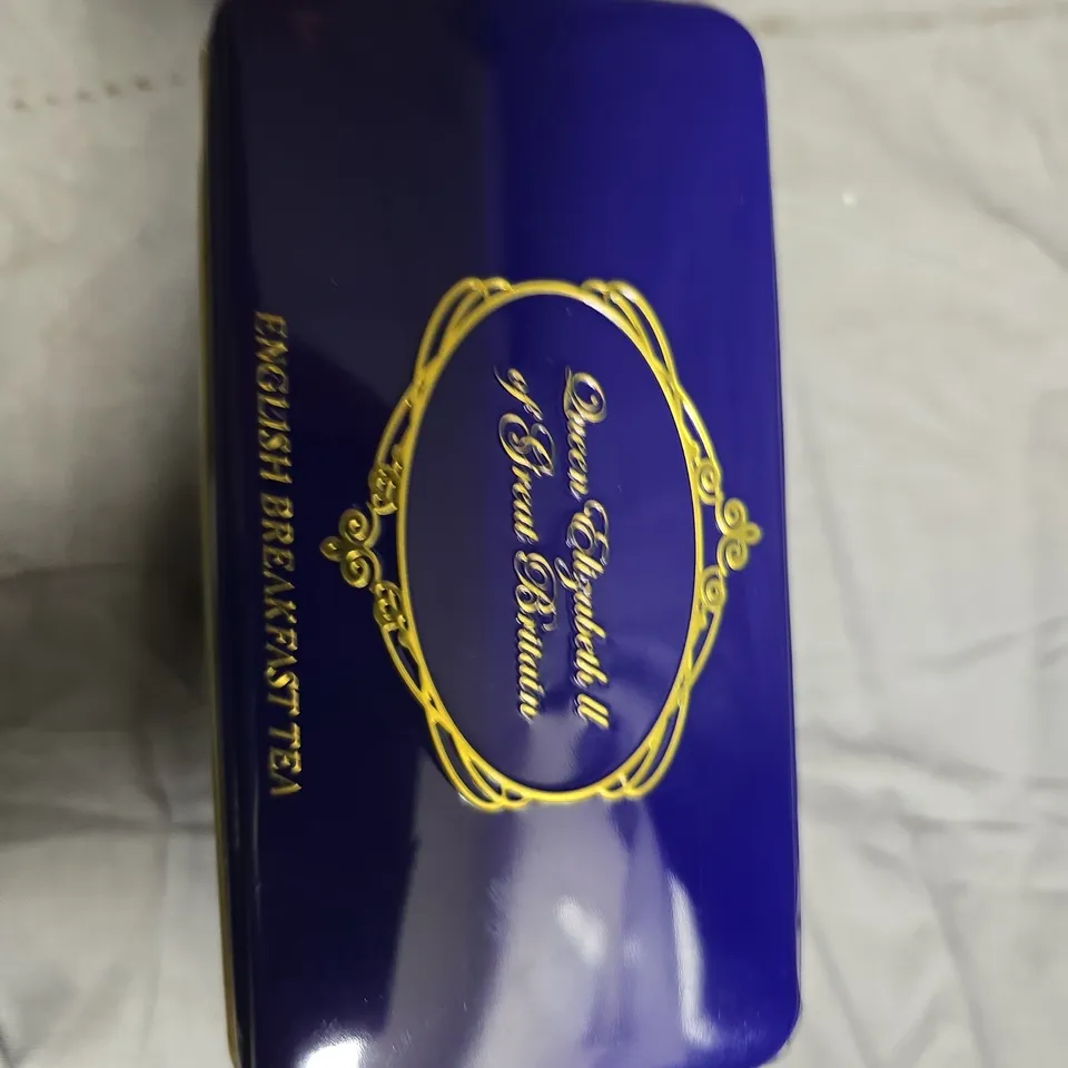 QUEEN ELIZABETH II ENGLISH BREAKFAST TEA TIN – PURPLE METAL TIN, 40 TEA BAGS