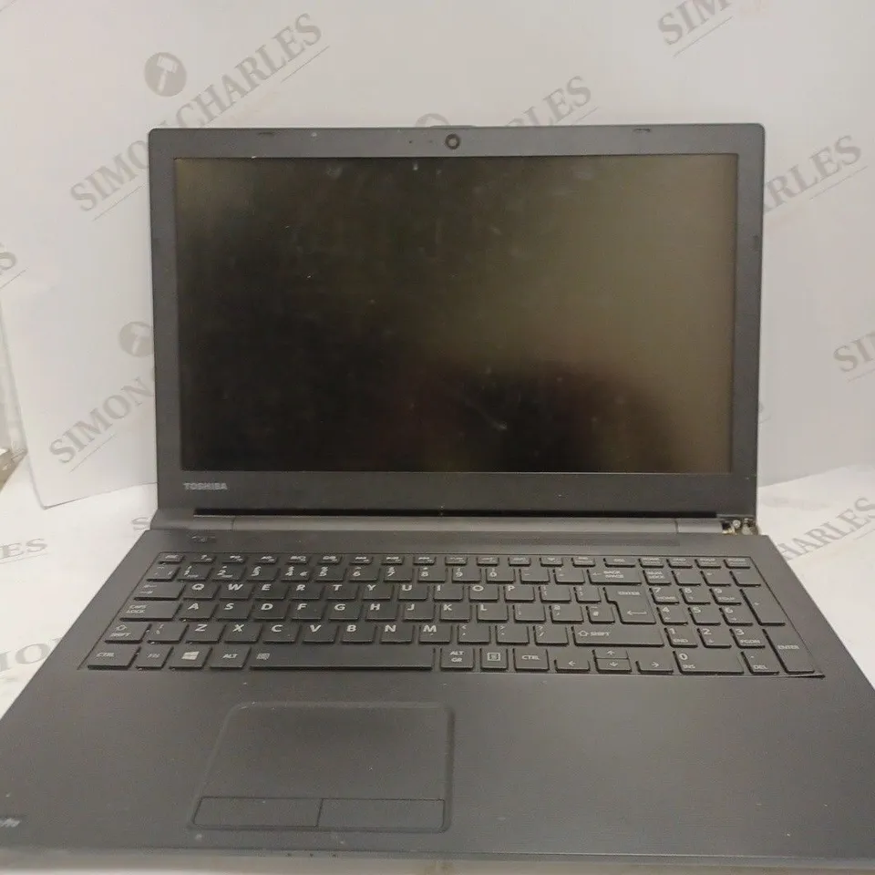 TOSHIBA SATELLITE PRO R50-B-12 LAPTOP
