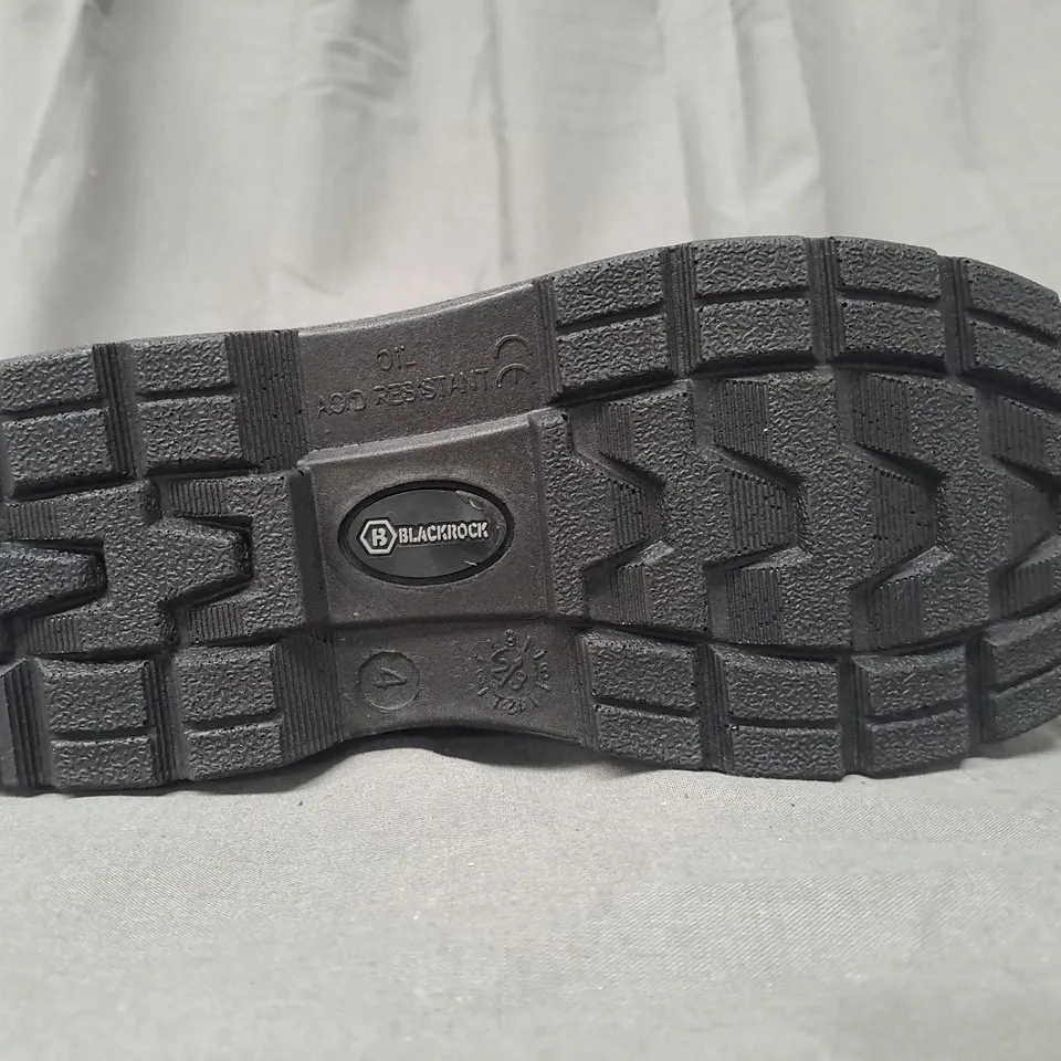 BOXED PAIR OF BLACKROCK DEALER BOOTS IN BLACK UK SIZE 4