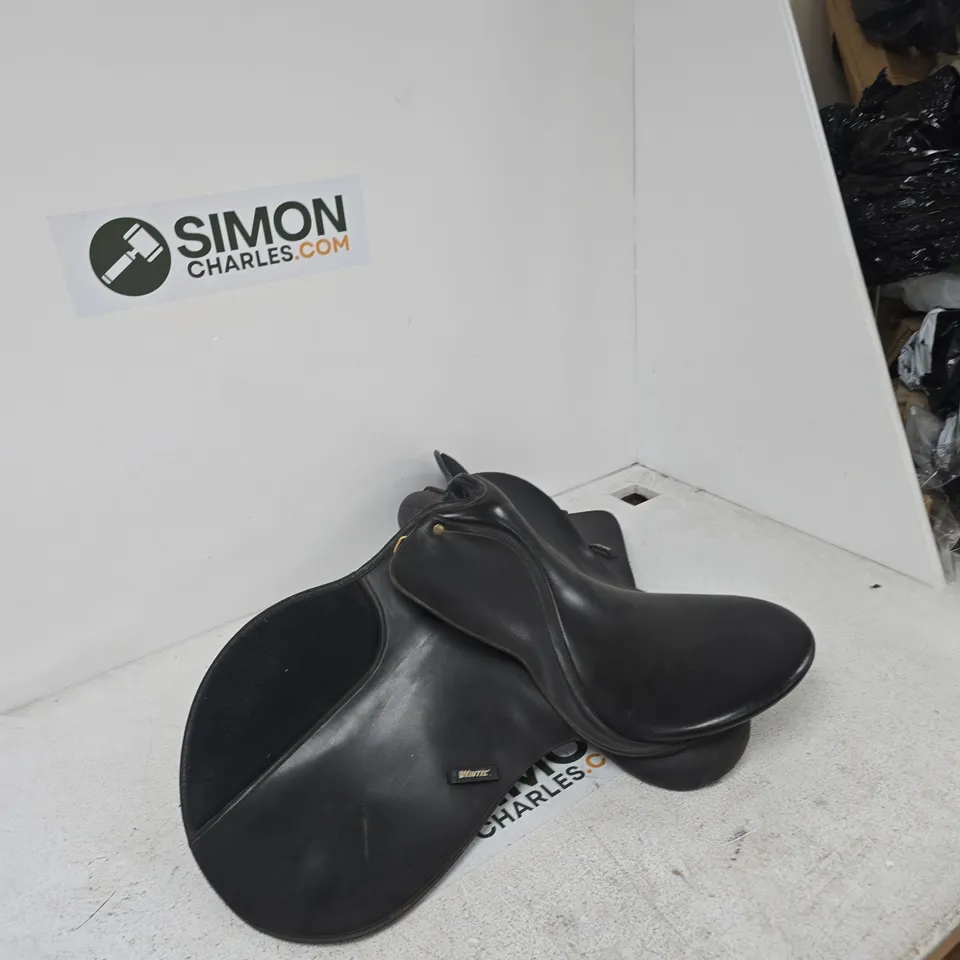 WINTEC SADDLE – BLACK, 17IN (43CM) SEAT