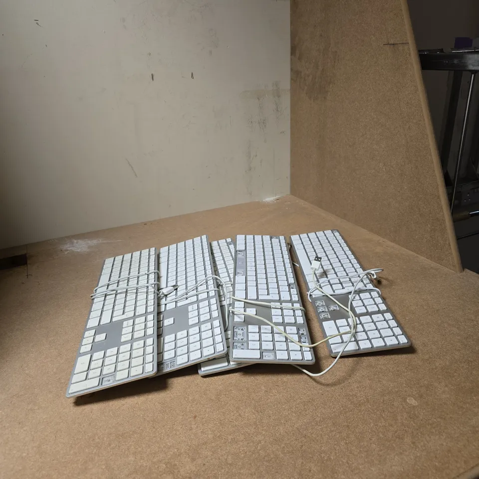 APPROXIMATELY 5 APPLE KEYBOARDS - MISSING KEYS