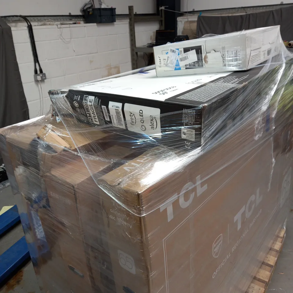 PALLET OF ASSORTED DAMAGED AND FAULTY TELEVISIONS AND MONITORS TO INCLUDE HISENSE, TOSHIBA AND TCL - COLLECTION ONLY 
