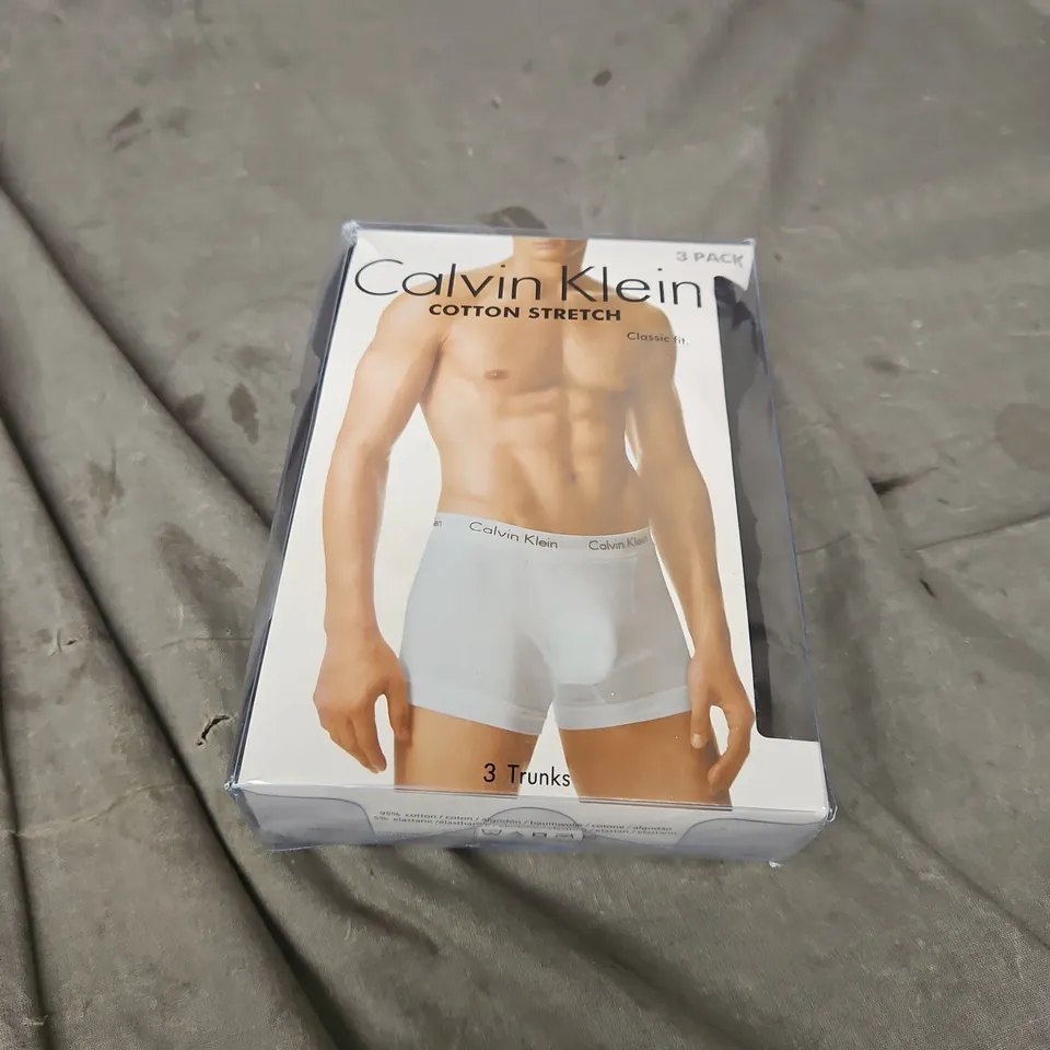 CALVIN KLEIN COTTON STRETCH TRUNKS - BLACK, SIZE M, 3 PACK
