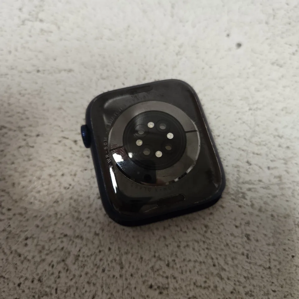 APPLE SMARTWATCH SERIES 6
