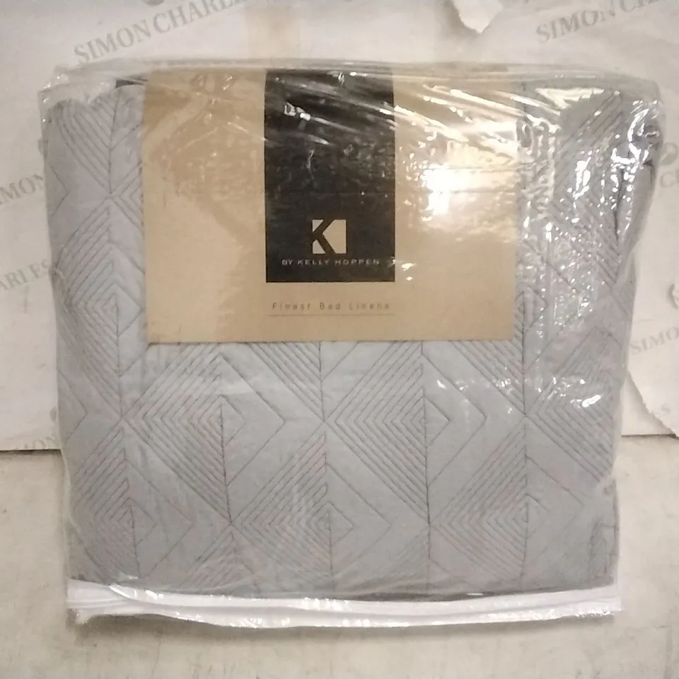 BOXED K BY KELLY HOPPEN CHARCOAL REVERSIBLE BEDSPREAD AND SHAMS