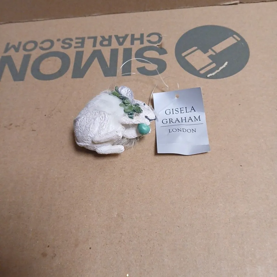 BOX OF 6 X GISELA GRAHAM LONDON RABBIT ORNAMENTS – WHITE