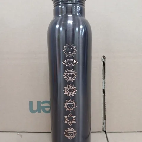 BLISS & BEYOND COPPER WATER BOTTLE W. ENGRAVED CHAKRAS