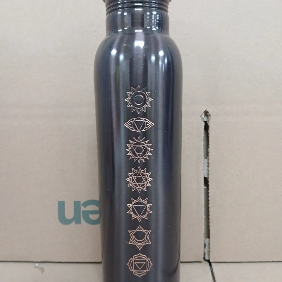 BLISS & BEYOND COPPER WATER BOTTLE W. ENGRAVED CHAKRAS