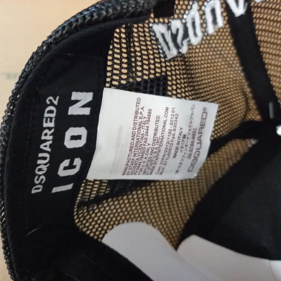 DSQUARED2 TRUCKER CAP 
