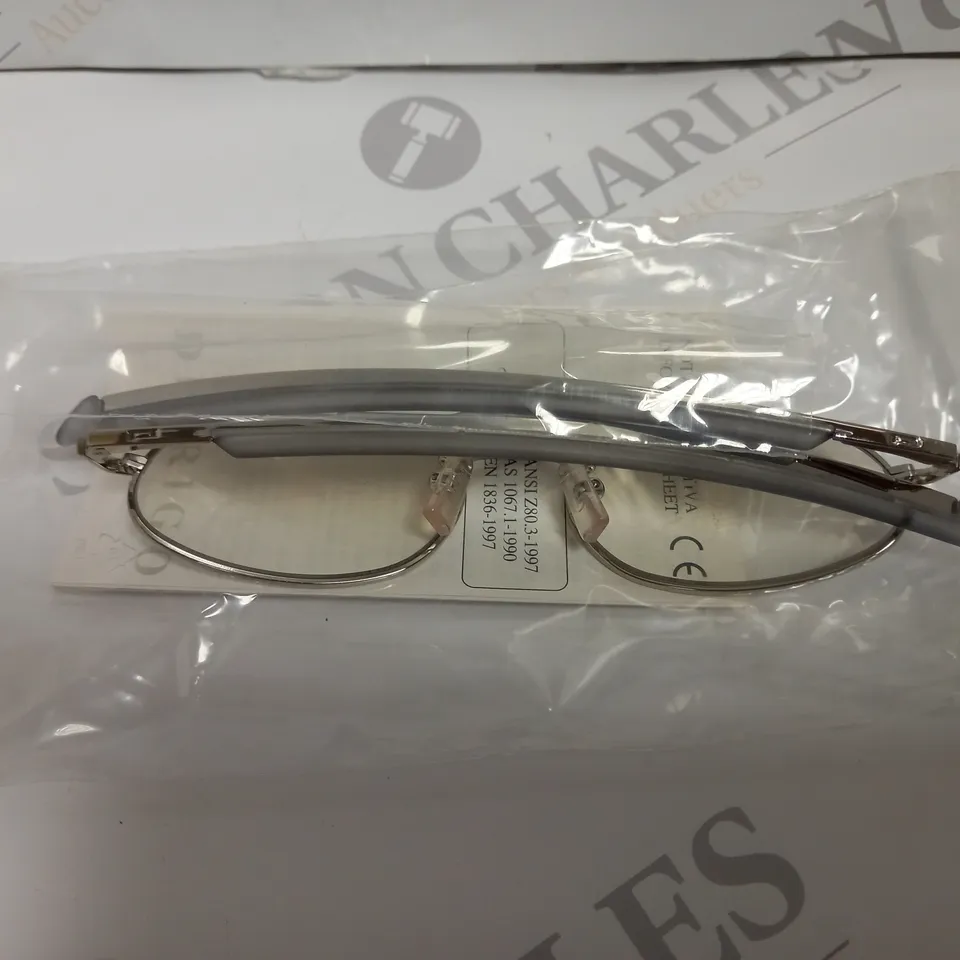 APPROX 10 POLICE DERIGO SUNGLASSES