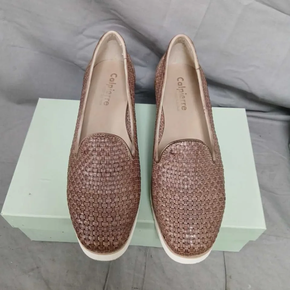 CALPIERRE ZAPATOS DESIGNER SHOES – WOVEN LEATHER SLIP-ONS, UK 6.5