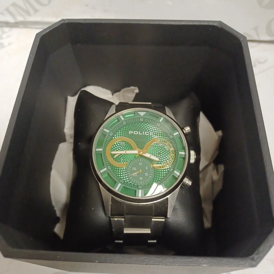 BOXED POLICE WATCH - STAINLESS STEEL - SUB DIAL. 