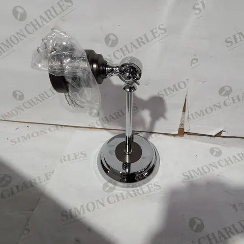 BOXED HANNOVER WALL LIGHT