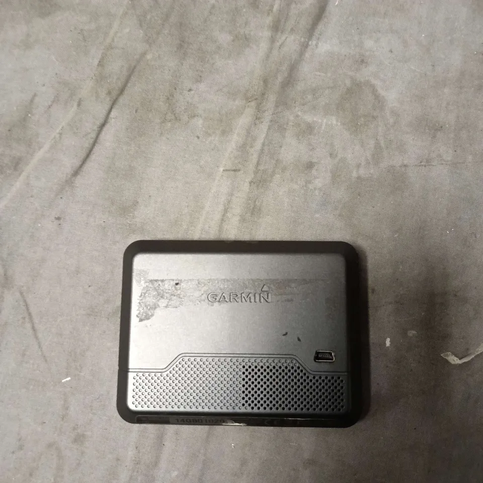 GARMIN NÜVI PORTABLE GPS NAVIGATOR