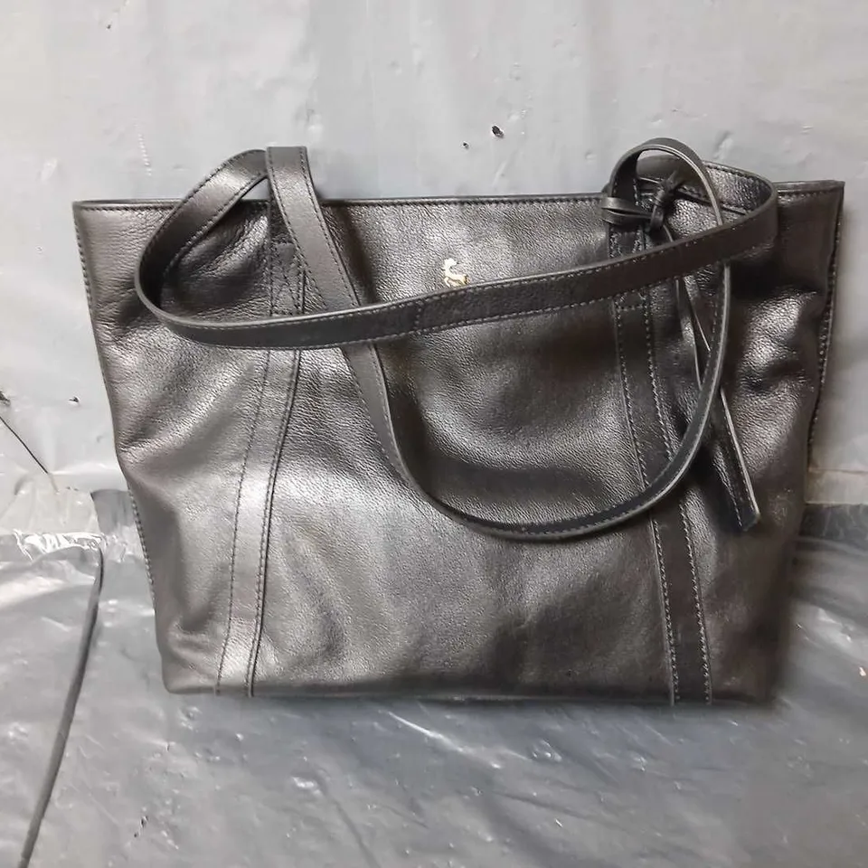 ASHWOOD SOFT LEATHER TOTE BAG - BLACK 