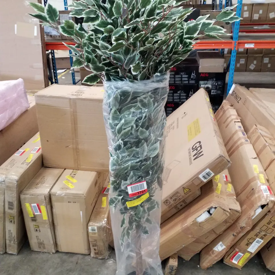 FAUX FICUS TREE 