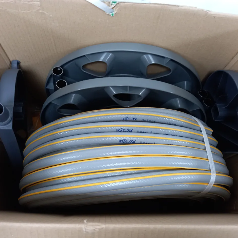 BOXED HOZELOCK 2-IN-1 60M HOSE REEL