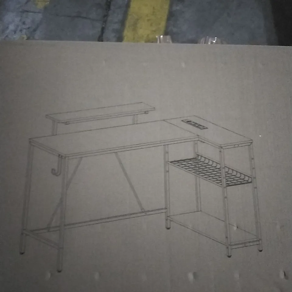 BOXED GAMING DESK