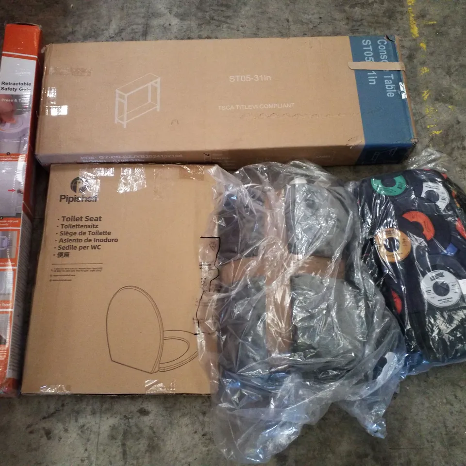PALLET CONTAINING ASSORTED PRODUCTS INCLUDING RETRACTABLE SAFETY GATE, COFFEE TABLE, TOILET SEAT, ELECTRIC HEATED THROW & KIDS BACKPACK 
