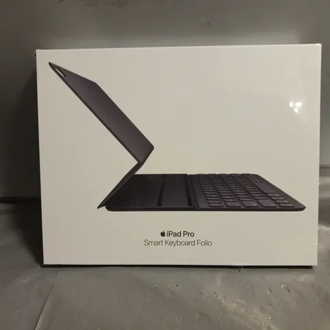 SEALED IPAD PRO SMART KEYBOARD FOLIO 