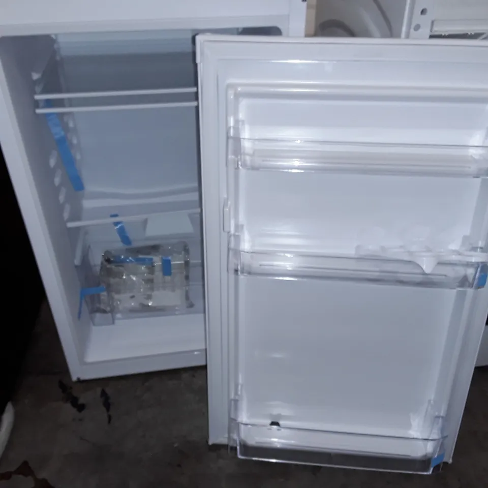 SWAN 48CM FREESTANDING FRIDGE IN WHITE - SR155820W