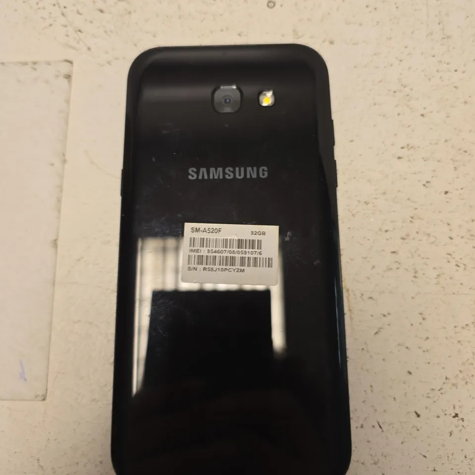 SAMSUNG GALAXY A5 (2017) SM-A520F – BLACK, 32GB