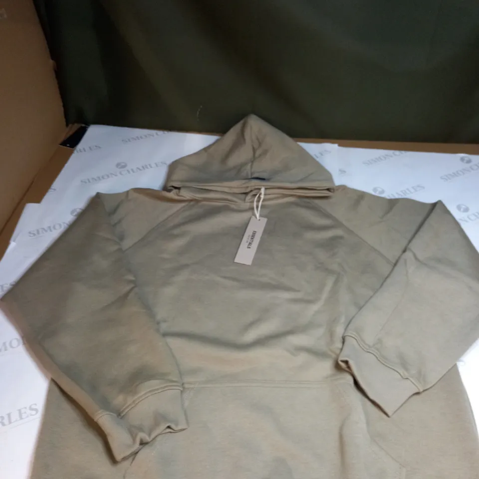 LARGE ESSENTIALS HOODIE 