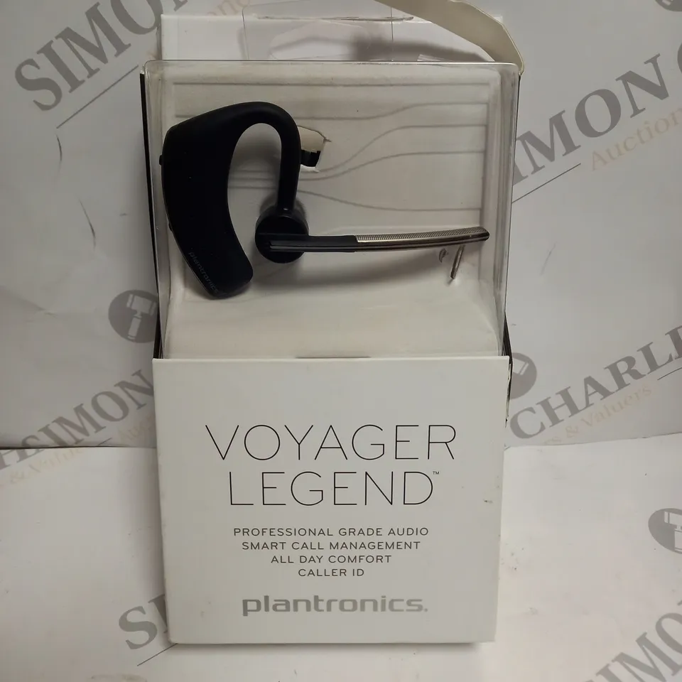 BOXED PLANTRONICS VOYAGER LEGEND 