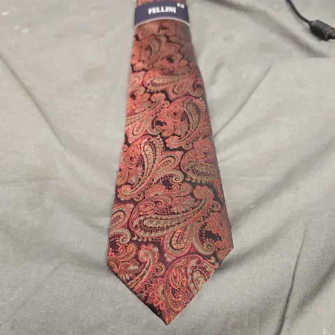 FELLINI RUST PAISLEY PATTERN TIE, 8CM WIDE