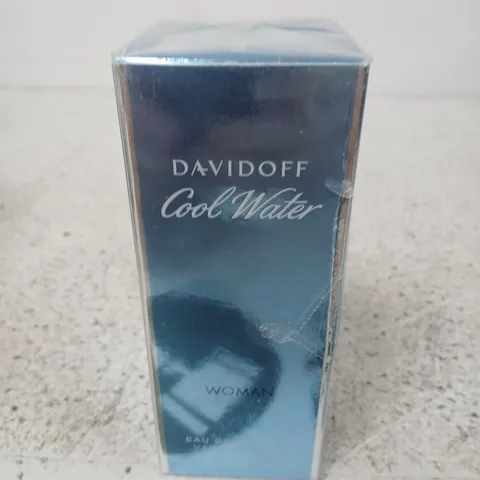 BOXED AND SEALED DAVIDOFF COOL WATER WOMAN EAU DE TOILETTE 50ML