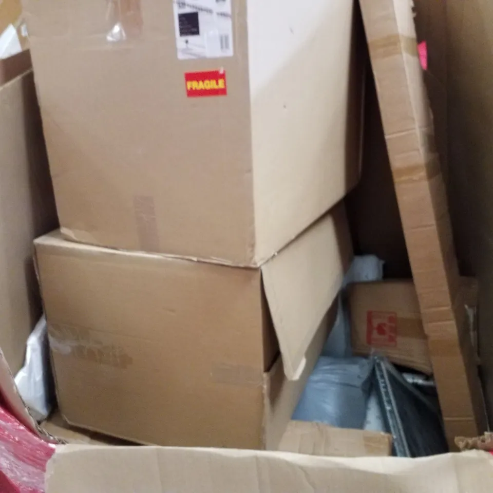 PALLET CONTAINING ASSORTED PRODUCTS INCLUDING BADMINTON NET, DRUM KIT MUTE PACK, ADJUSTABLE WINDOW SCREEN, PICTURE FRAME & CHRISTMAS TREE 