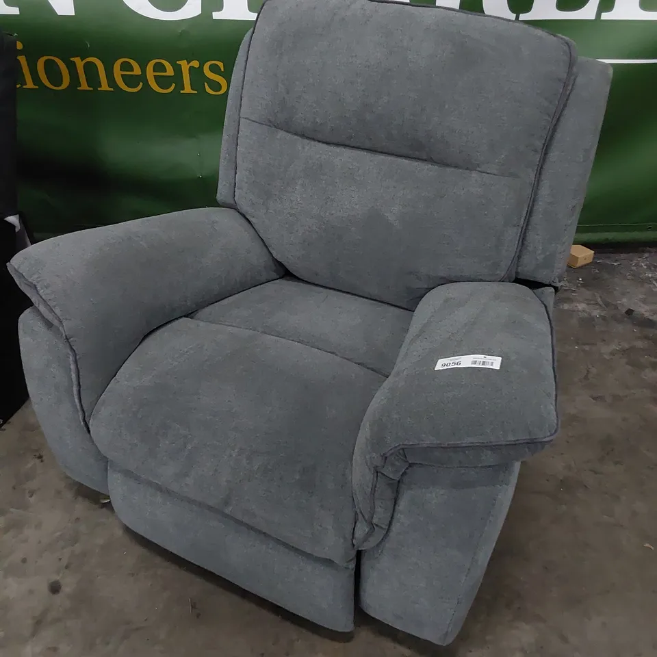 DESIGNER EXPRESSIONS POWER RECLINING EASY CHAIR GREY FABRIC