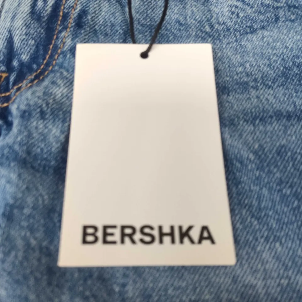 BERSHKA BLUE DENIM JEANS – UK 6 / EU 34, DISTRESSED KNEE