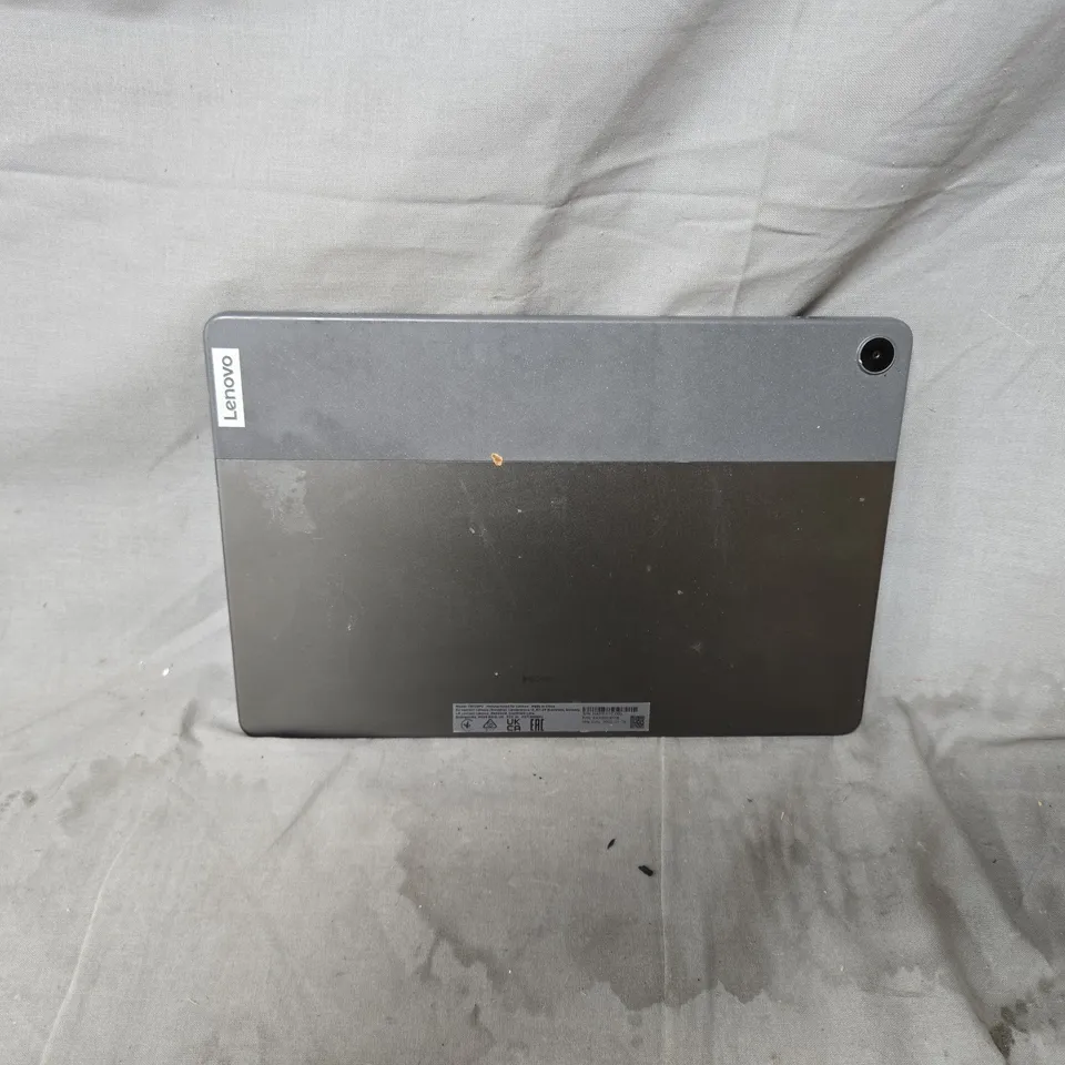 LENOVO TABLET – FRONT CRACKED SCREEN