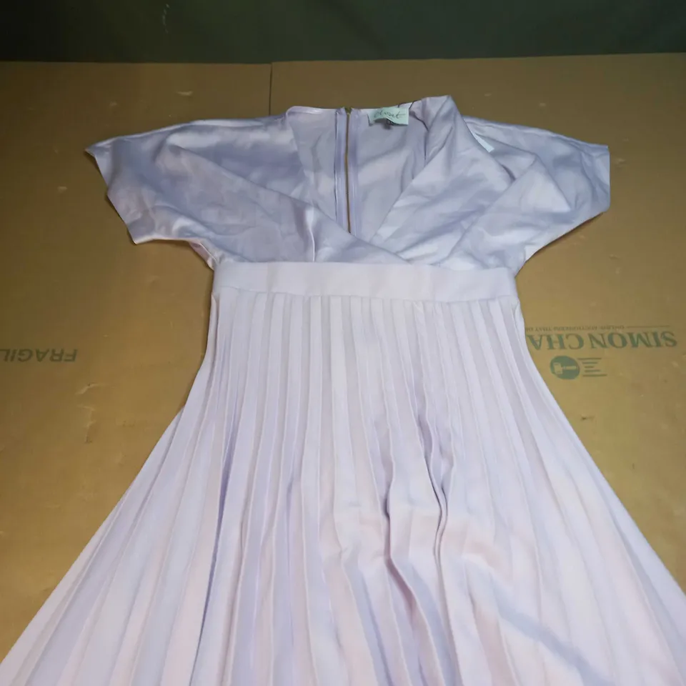 CLOSET PETITE KIMONO PLEATED DRESS SIZE 8