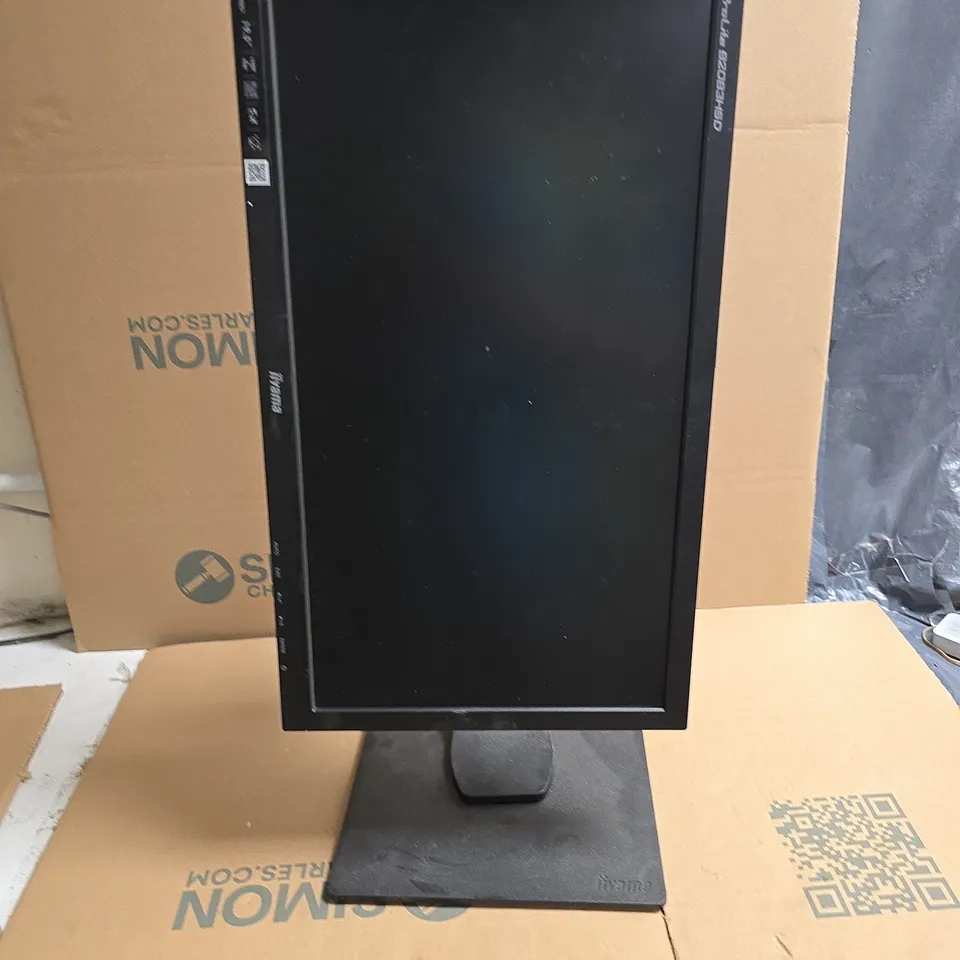 IIYAMA PROLITE B2083HSD MONITOR 