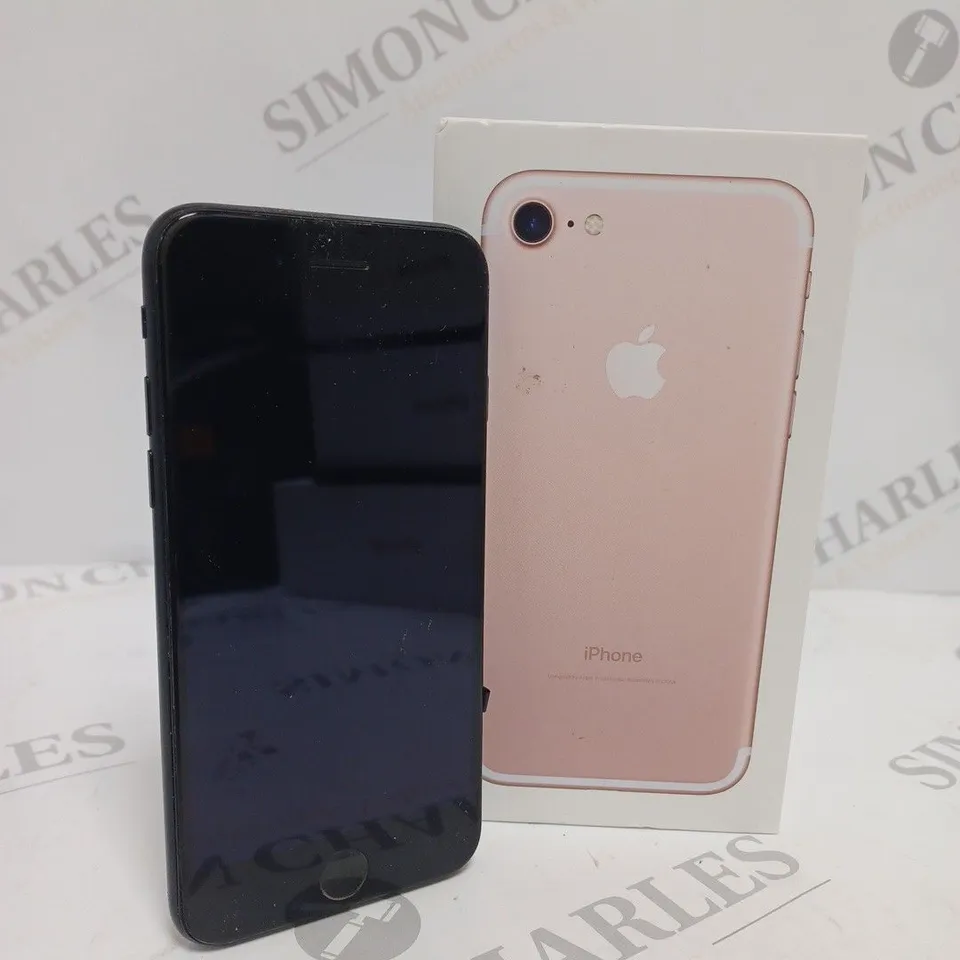 APPLE IPHONE 7 (A1778) SMARTPHONE