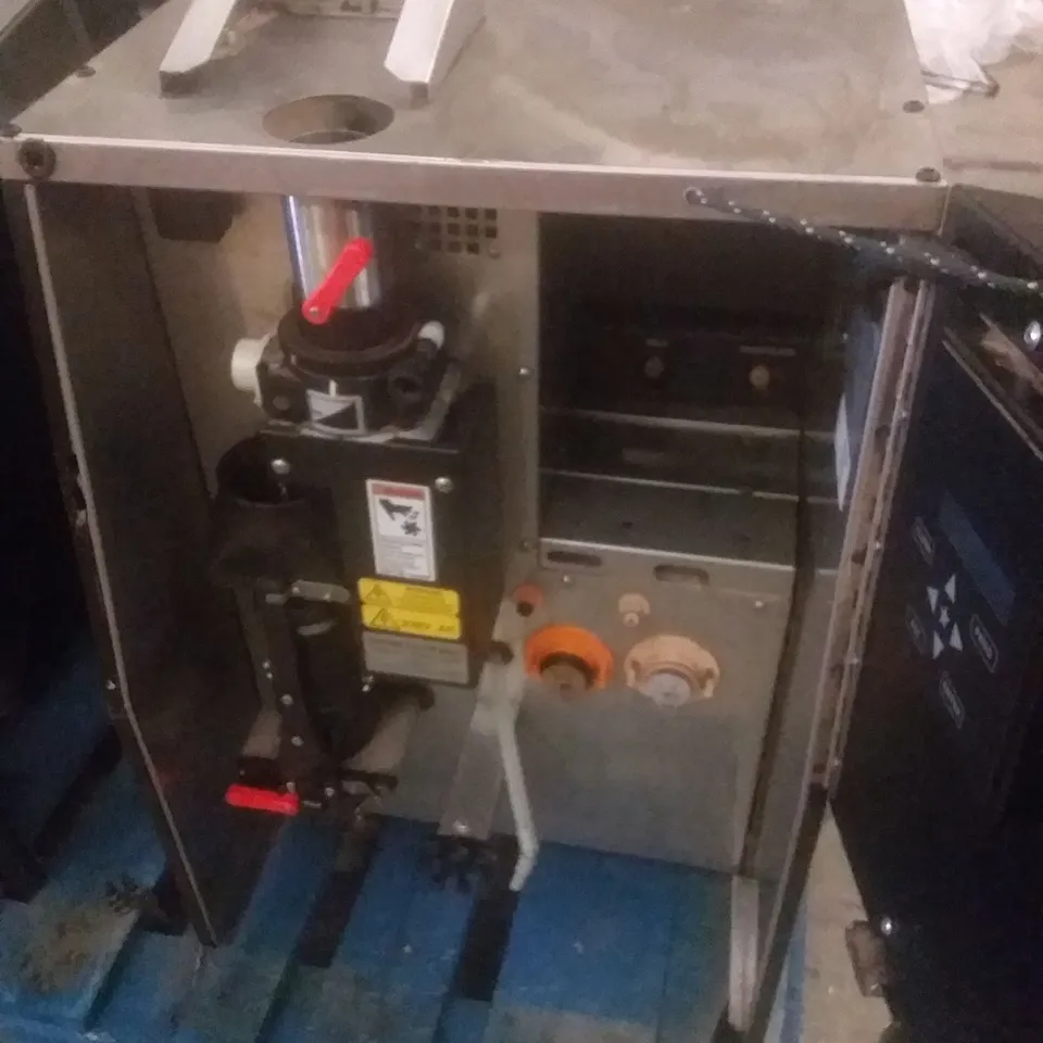 COFFETEK VITRO B2C COFFEE MACHINE 