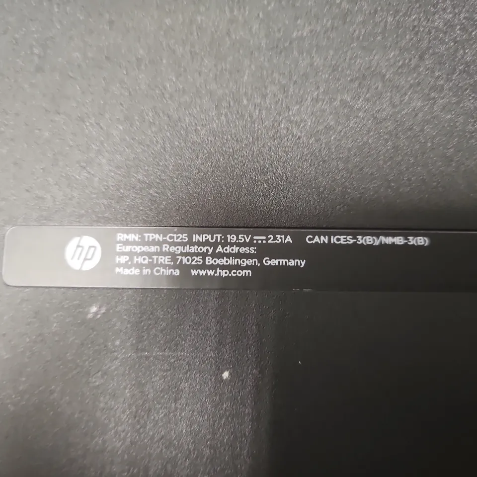 HP LAPTOP COMPUTER – SILVER (TPN-C125)