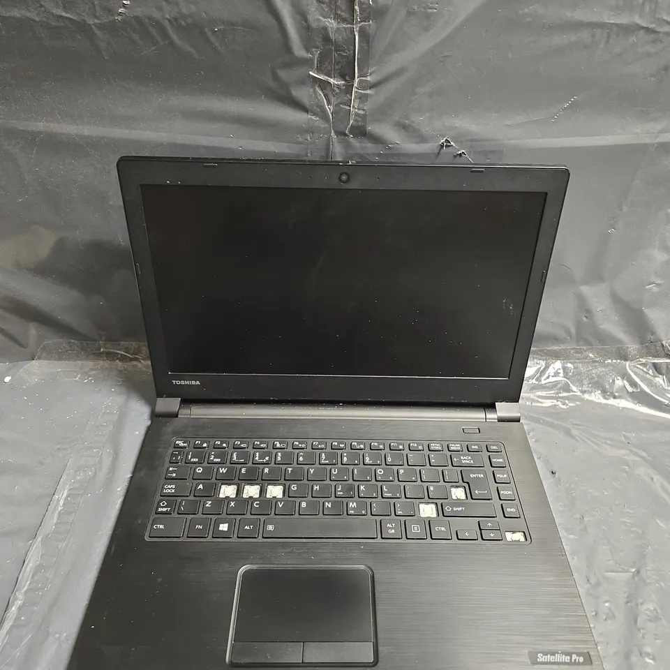 TOSHIBA SATELLITE PRO R40-C